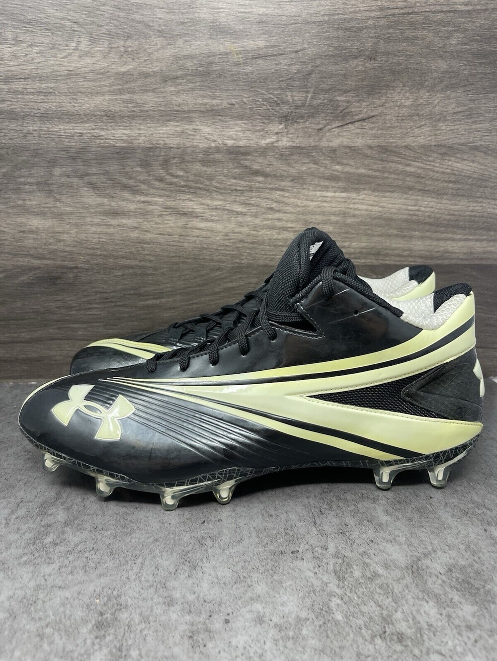 Under Armour Football Cleats Mens Size 13 Black 1215474-011